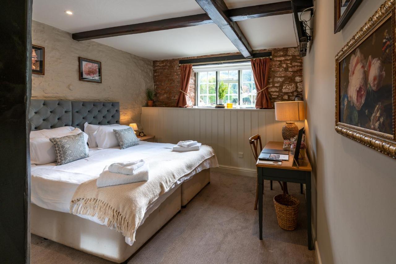 The Ring 'O' Bells Hotel Compton Martin Exterior foto